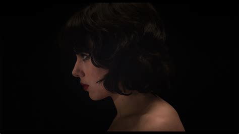 under the skin naked scene|Nude scene from Under The Skin where Scarlett Johansson。